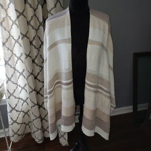 Tan & white striped wrap